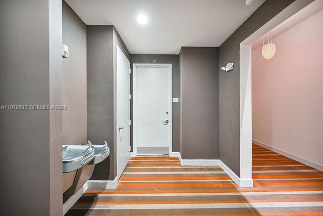 2775 NE 187th St 304, Aventura, FL 33180