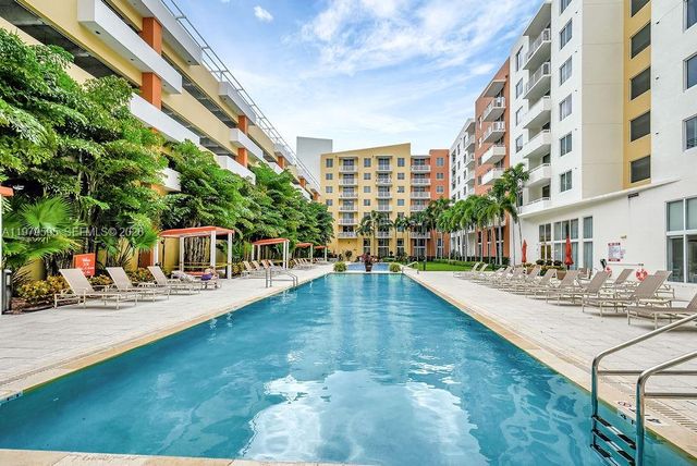 2775 NE 187th St 304, Aventura, FL 33180