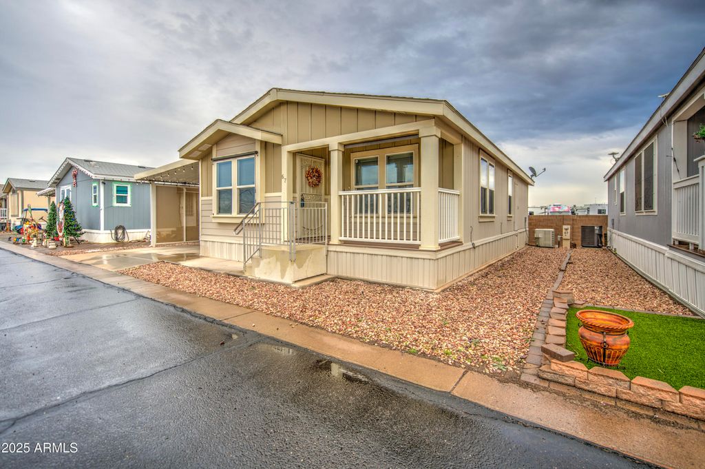 17506 W Van Buren Street 67, Goodyear, AZ 85338