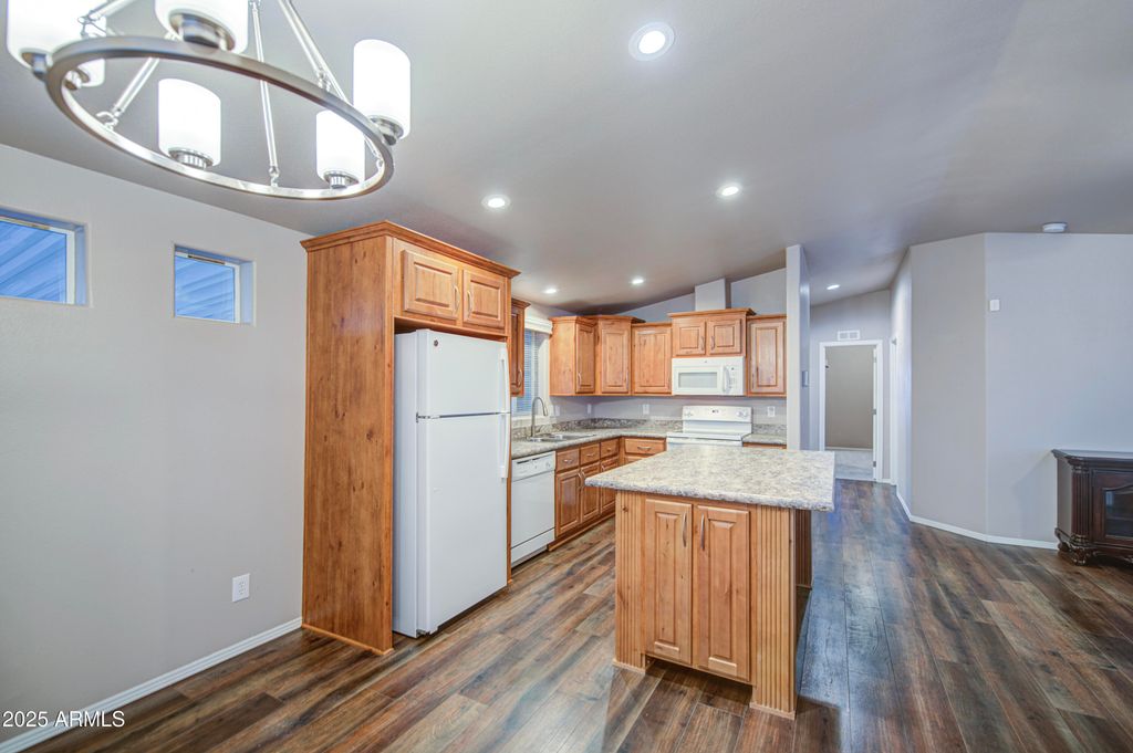 17506 W Van Buren Street 67, Goodyear, AZ 85338 — photo 2
