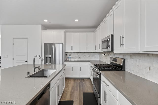 820 Nova Heights Street, Henderson, NV 89011