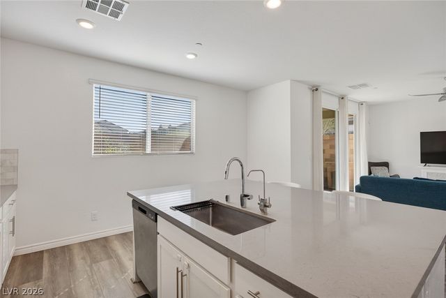 820 Nova Heights Street, Henderson, NV 89011