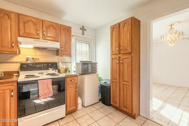 1035 State Road 415, New Smyrna Beach, FL 32168