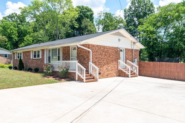 1121 Rembrandt Drive SW, Concord, NC 28027