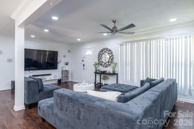 1121 Rembrandt Drive SW, Concord, NC 28027
