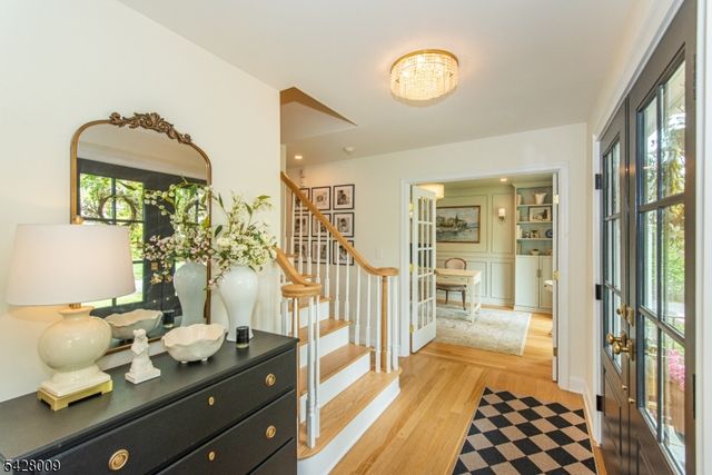 17 WESTOVER TER, West Caldwell Twp., NJ 07006