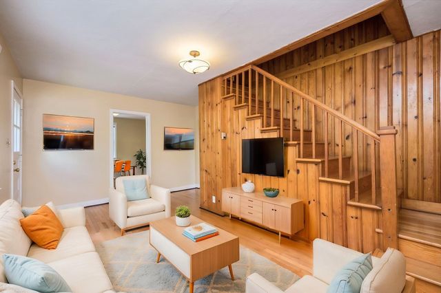 1104 WARE ST, Charlottesville, VA 22902