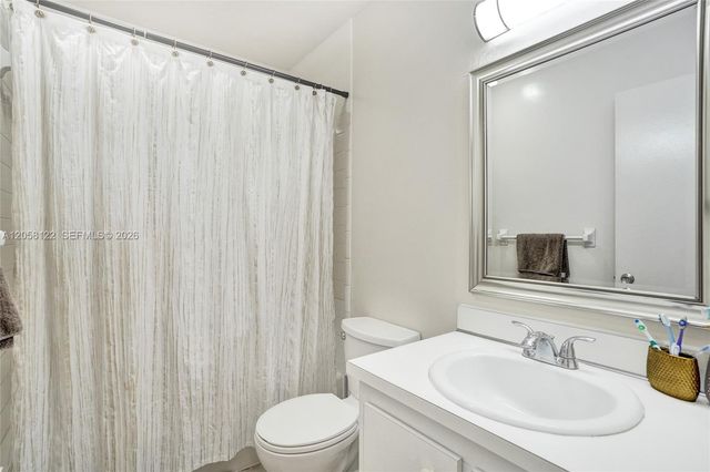 6813 NW 29th Ave 1, Fort Lauderdale, FL 33309