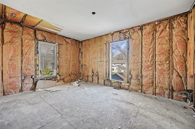 606 8th Street, Three Rivers, MI 49093