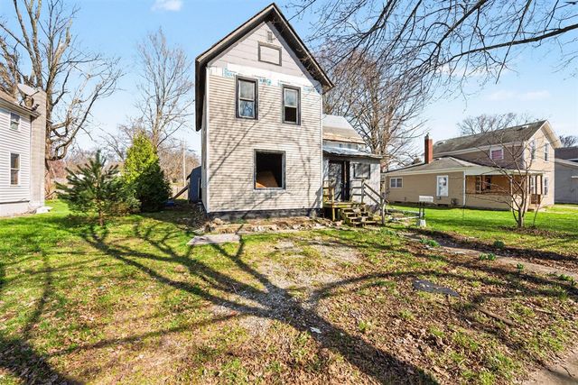 606 8th Street, Three Rivers, MI 49093