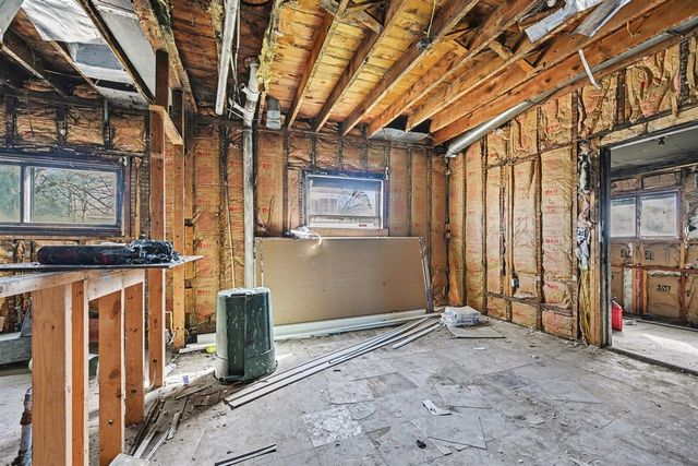 606 8th Street, Three Rivers, MI 49093