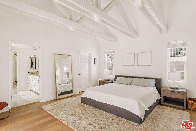 6332 W 84th Place, Los Angeles, CA 90045