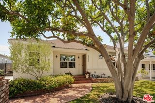 6332 W 84th Place, Los Angeles, CA 90045