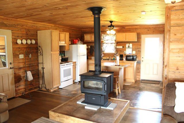 1701 Cold Hill Road, London, KY 40741