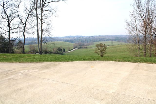 1701 Cold Hill Road, London, KY 40741