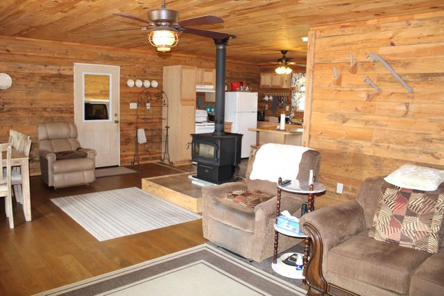 1701 Cold Hill Road, London, KY 40741