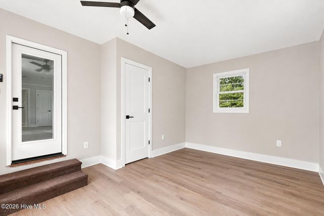 501 Long Leaf Acres Drive, Wilmington, NC 28405