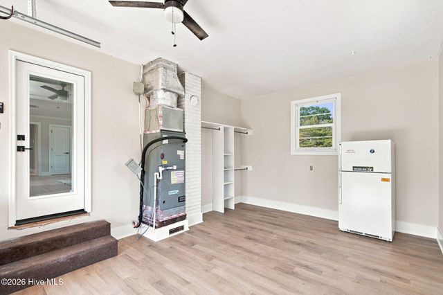 501 Long Leaf Acres Drive, Wilmington, NC 28405