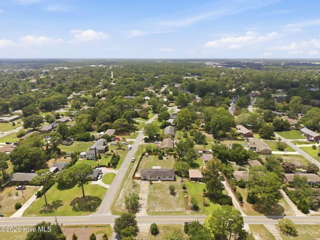501 Long Leaf Acres Drive, Wilmington, NC 28405