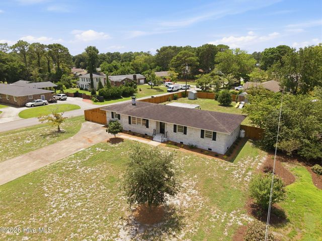 501 Long Leaf Acres Drive, Wilmington, NC 28405