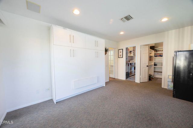 4212 Village 4, Camarillo, CA 93012