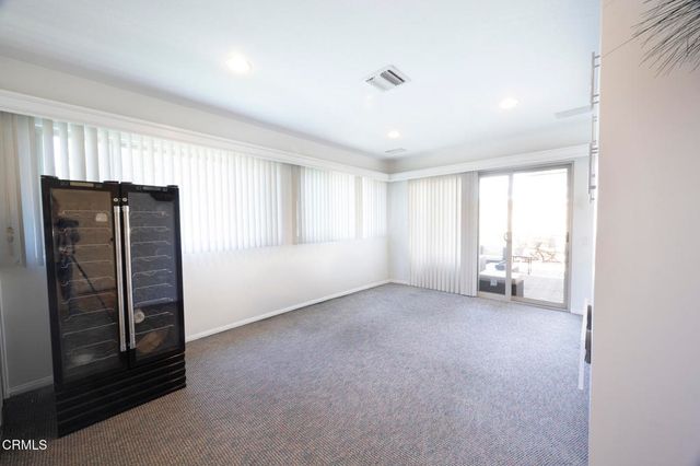 4212 Village 4, Camarillo, CA 93012