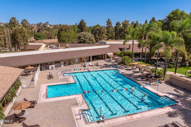 4212 Village 4, Camarillo, CA 93012