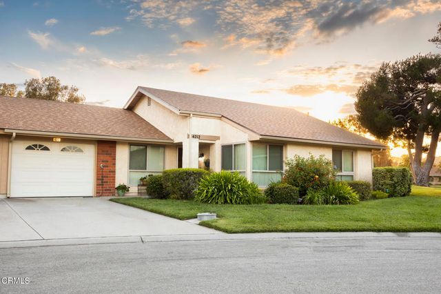 4212 Village 4, Camarillo, CA 93012