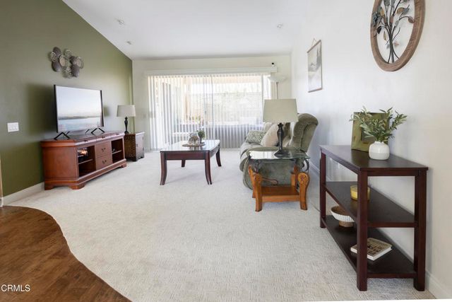 4212 Village 4, Camarillo, CA 93012