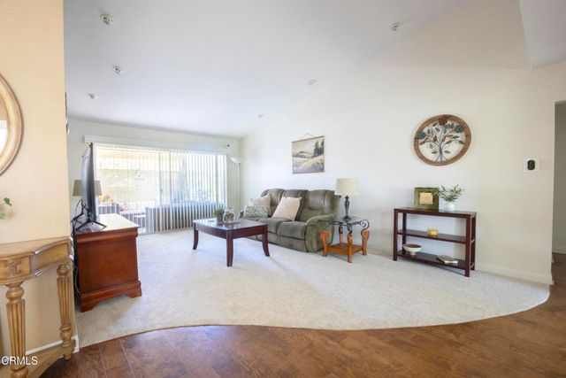 4212 Village 4, Camarillo, CA 93012