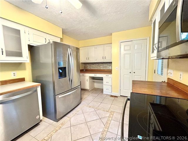 1963 Wedgewood Drive, Sanford, NC 27332