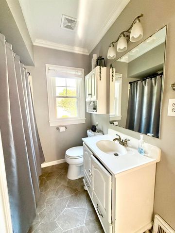 901 N Weinbach Avenue, Evansville, IN 47711