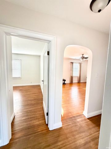 901 N Weinbach Avenue, Evansville, IN 47711