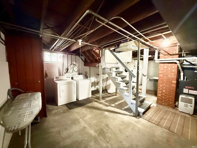 901 N Weinbach Avenue, Evansville, IN 47711