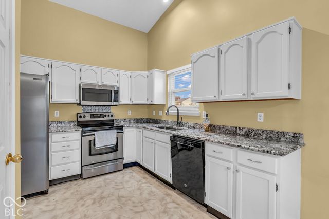 2163 Bradford Trace Boulevard, Indianapolis, IN 46229