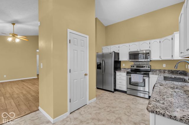 2163 Bradford Trace Boulevard, Indianapolis, IN 46229