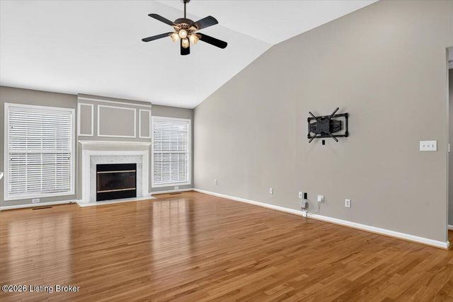 10924 Symington Cir, Louisville, KY 40241