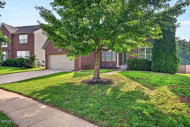 10924 Symington Cir, Louisville, KY 40241