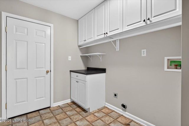10924 Symington Cir, Louisville, KY 40241