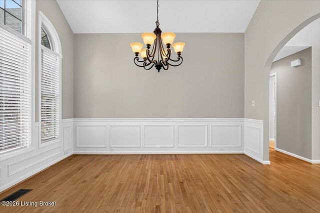 10924 Symington Cir, Louisville, KY 40241