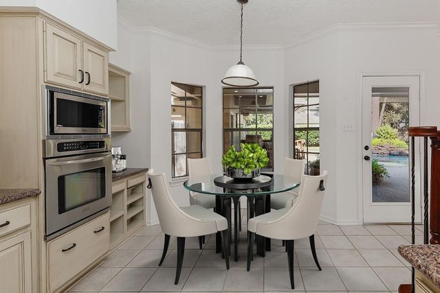 15 Amber Sky Place, The Woodlands, TX 77381