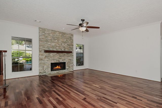 15 Amber Sky Place, The Woodlands, TX 77381