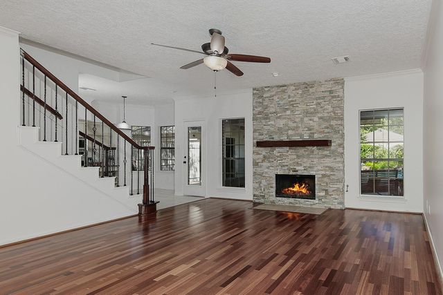 15 Amber Sky Place, The Woodlands, TX 77381