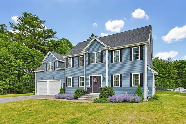 5 Rockmeadow Dr, East Bridgewater, MA 02333