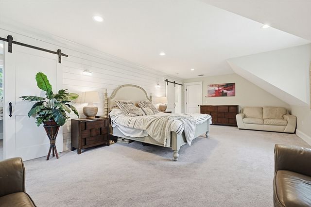 5 Rockmeadow Dr, East Bridgewater, MA 02333