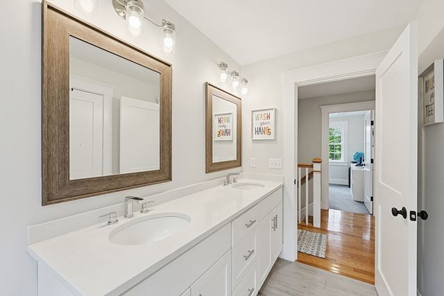 5 Rockmeadow Dr, East Bridgewater, MA 02333