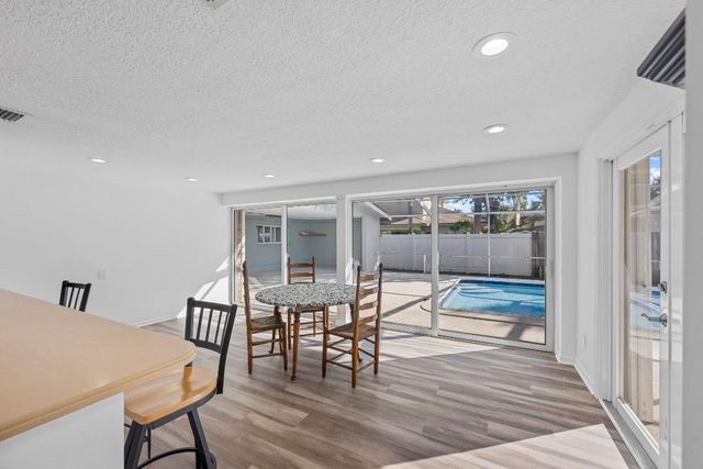 920 S Lake Drive, Lantana, FL 33462