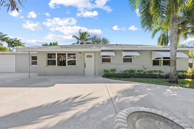 920 S Lake Drive, Lantana, FL 33462