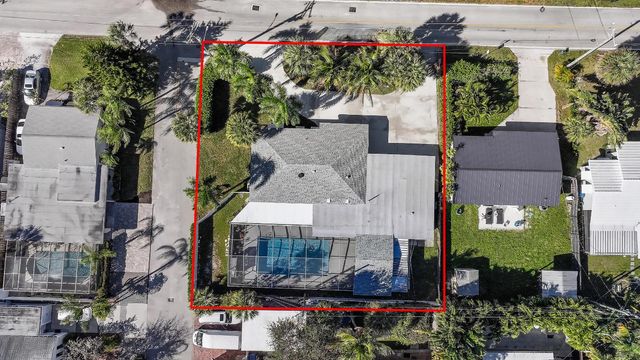 920 S Lake Drive, Lantana, FL 33462