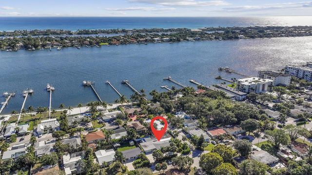 920 S Lake Drive, Lantana, FL 33462